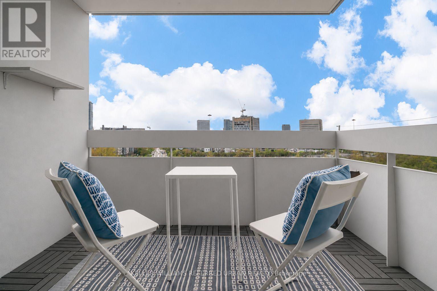 #1417 10 EDGECLIFF GOLFWAY - 28