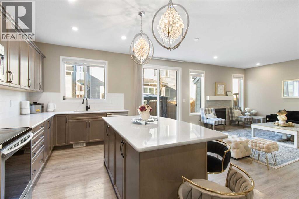 17 Carrington Manor NW - 10
