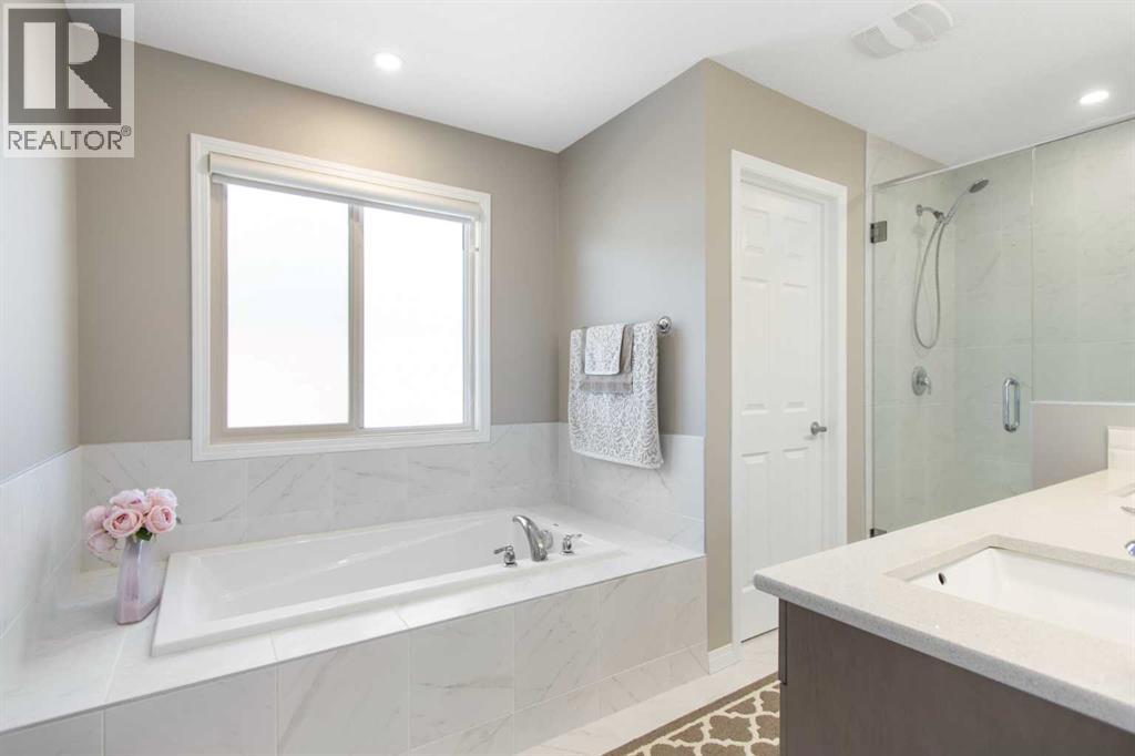 17 Carrington Manor NW - 17
