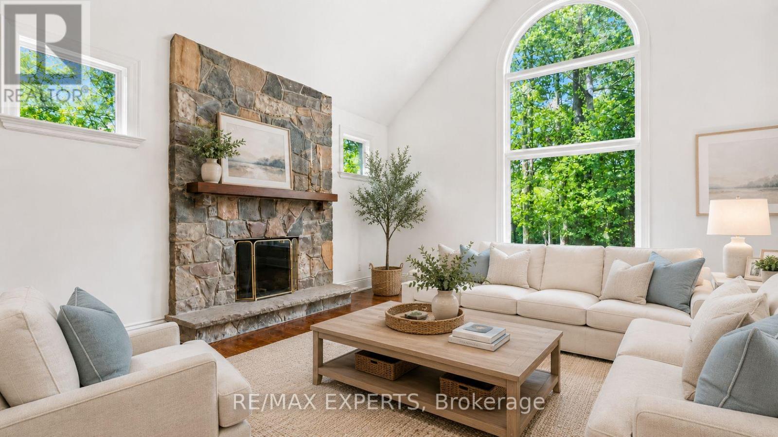 431 MANLEY CRESCENT - 12
