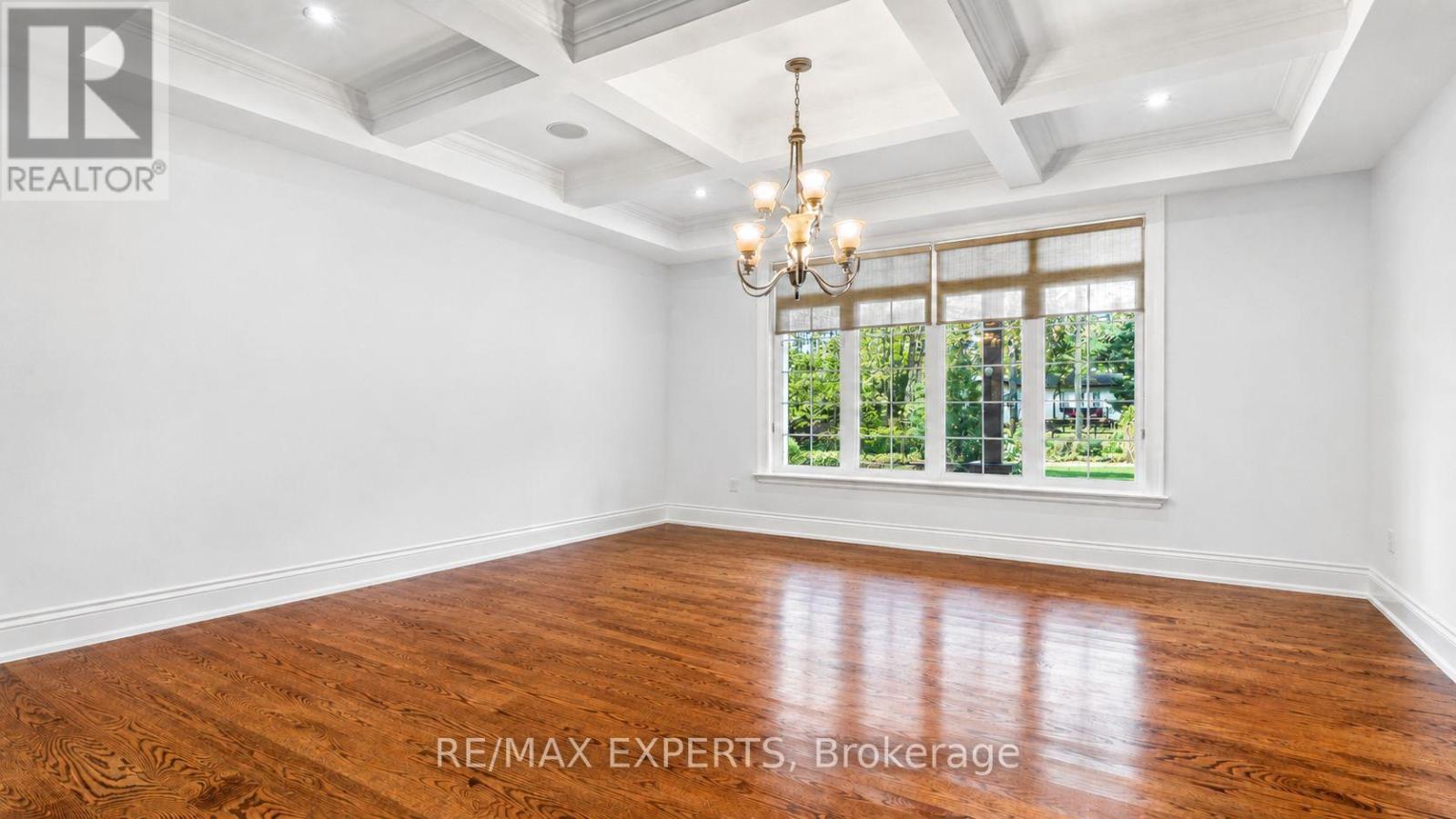 431 MANLEY CRESCENT - 15