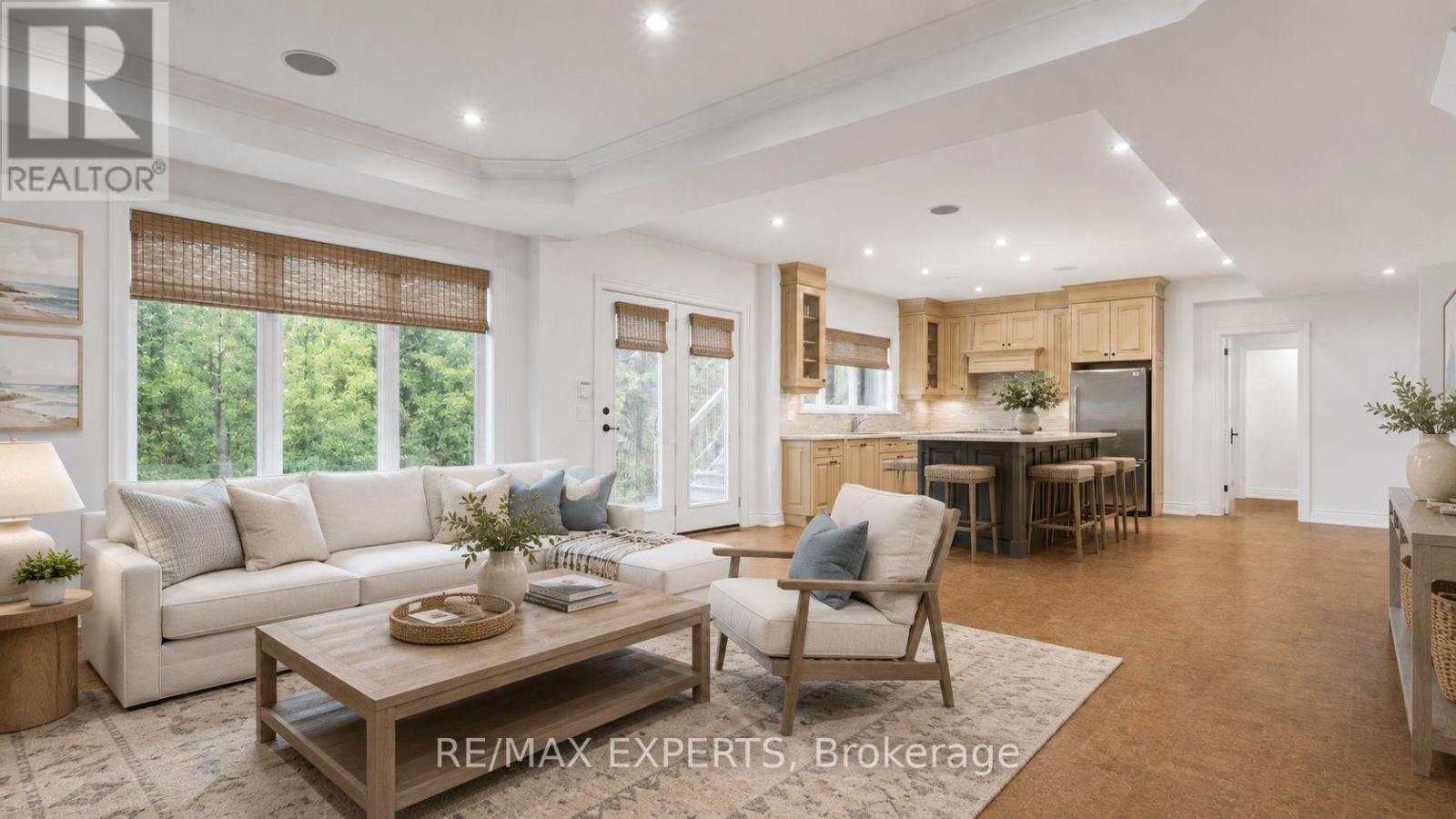 431 MANLEY CRESCENT - 37