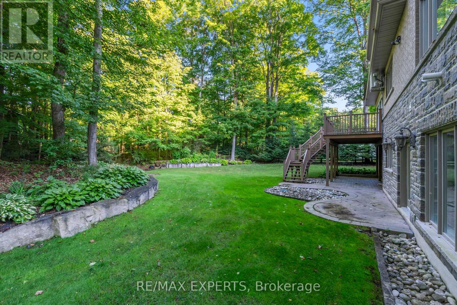 431 MANLEY CRESCENT - 46