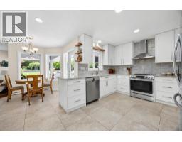 4pc Bathroom - 2864 Hilltop Road, Sorrento, BC V0E2W1 Photo 18
