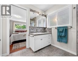 2864 Hilltop Road, Sorrento, BC V0E2W1 Photo 32