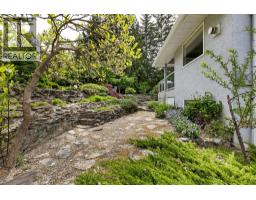 2864 Hilltop Road, Sorrento, BC V0E2W1 Photo 59