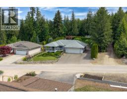 2864 Hilltop Road, Sorrento, BC V0E2W1 Photo 64
