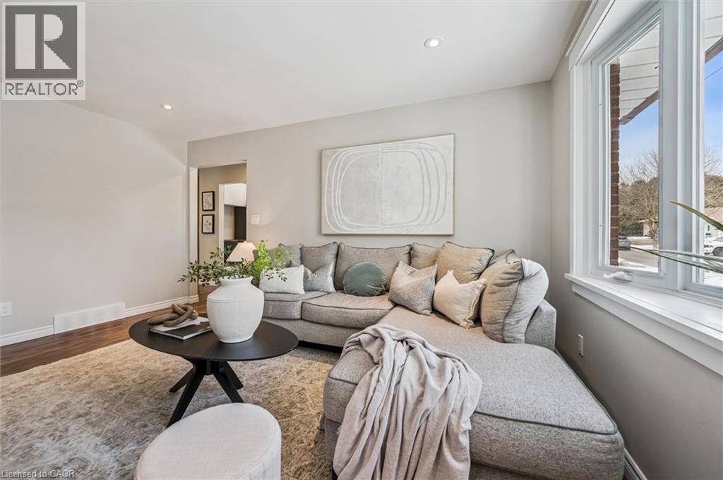 204 IRVINE Street - 10