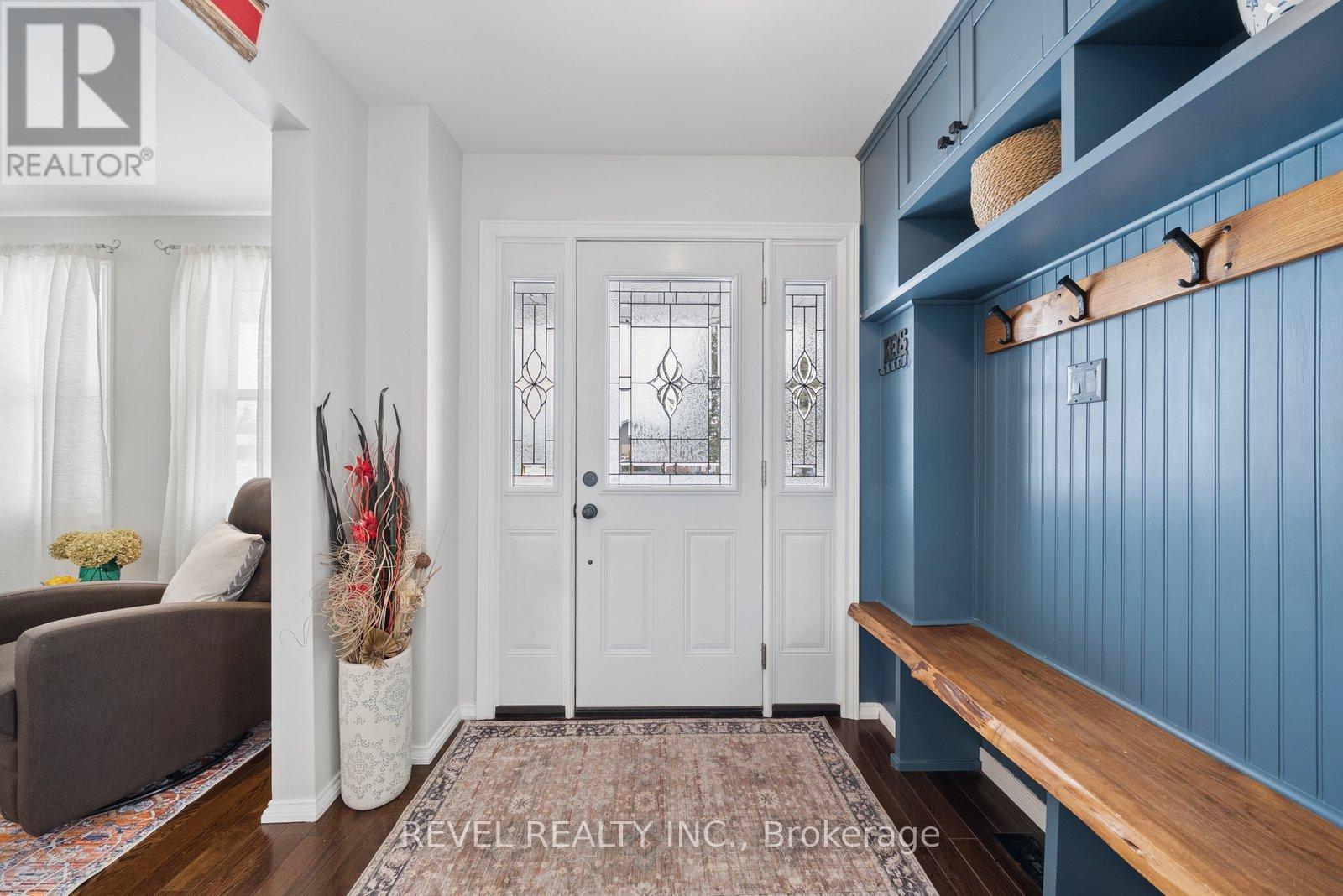 284 VICTORIA AVENUE N - 5