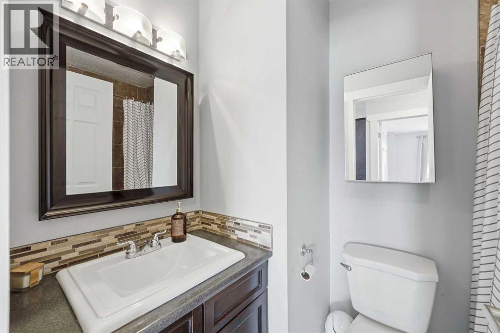 #402 2117 16 Street SW - 16