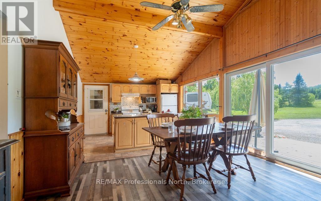 899 KATRINE ROAD - 12