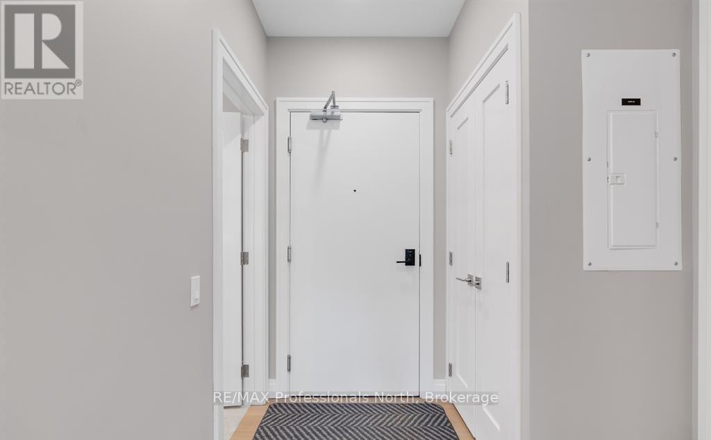 #102 32 BRUNEL ROAD - 20