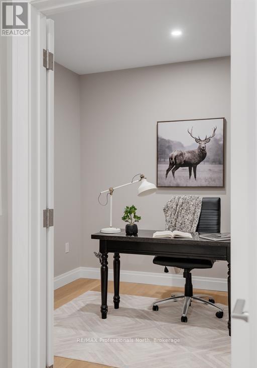 #102 32 BRUNEL ROAD - 21