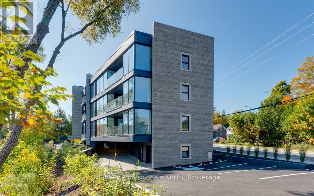 #102 32 BRUNEL ROAD - 3