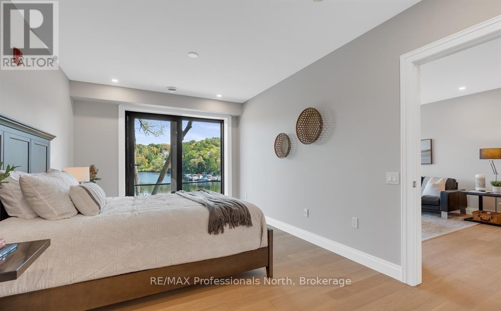 #102 32 BRUNEL ROAD - 37