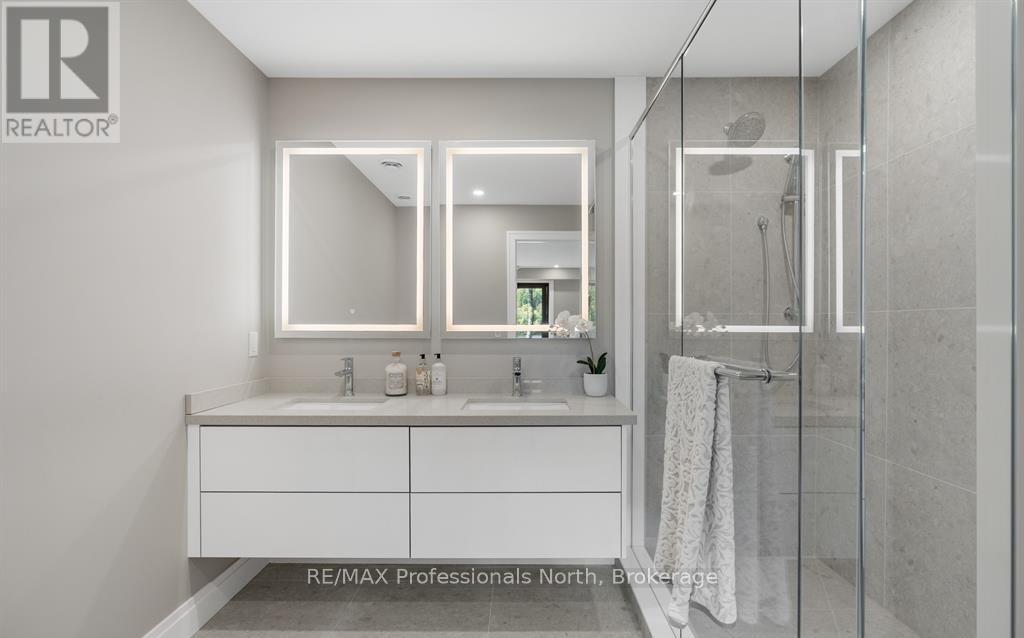 #102 32 BRUNEL ROAD - 41