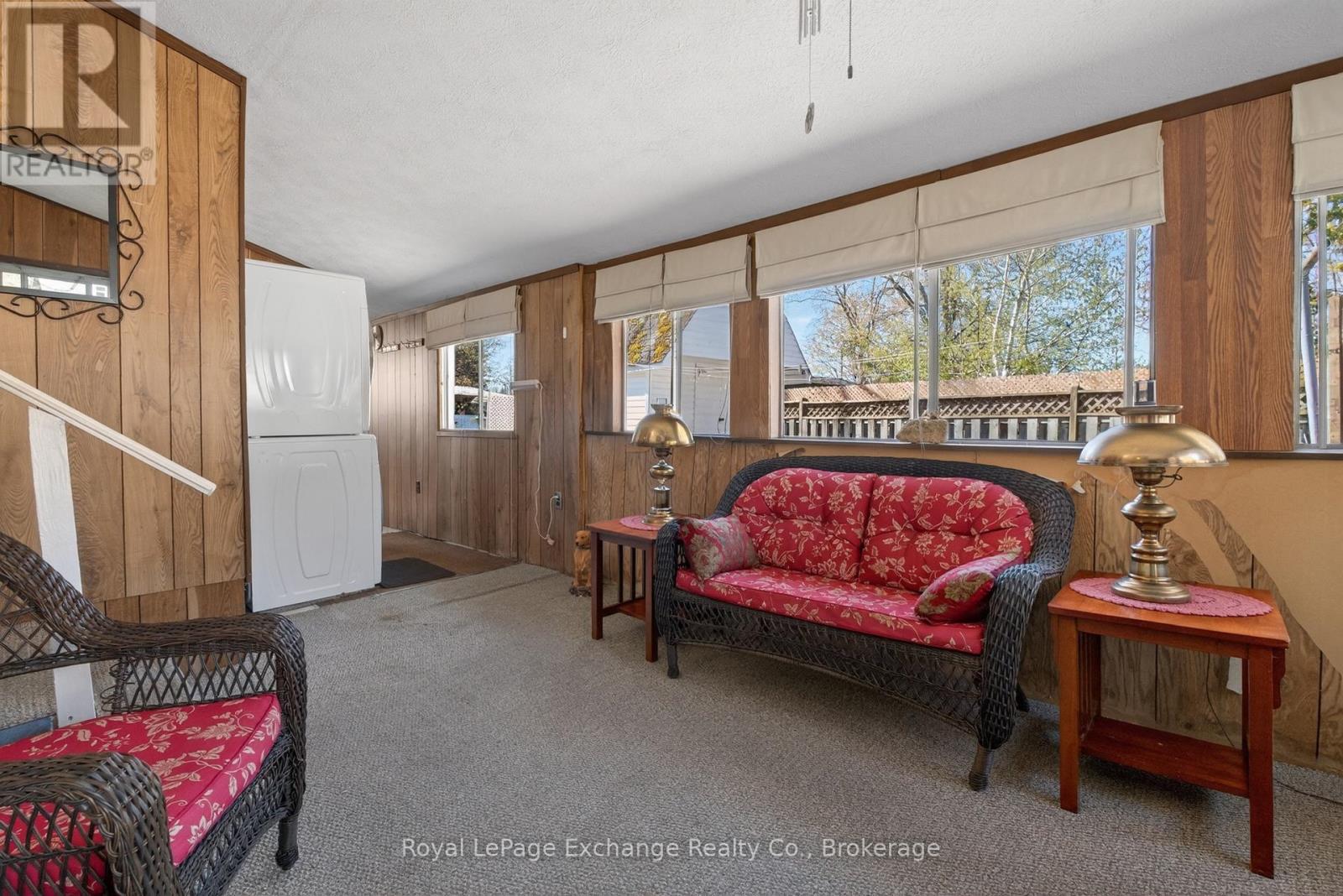404 BROWNS LANE - 26