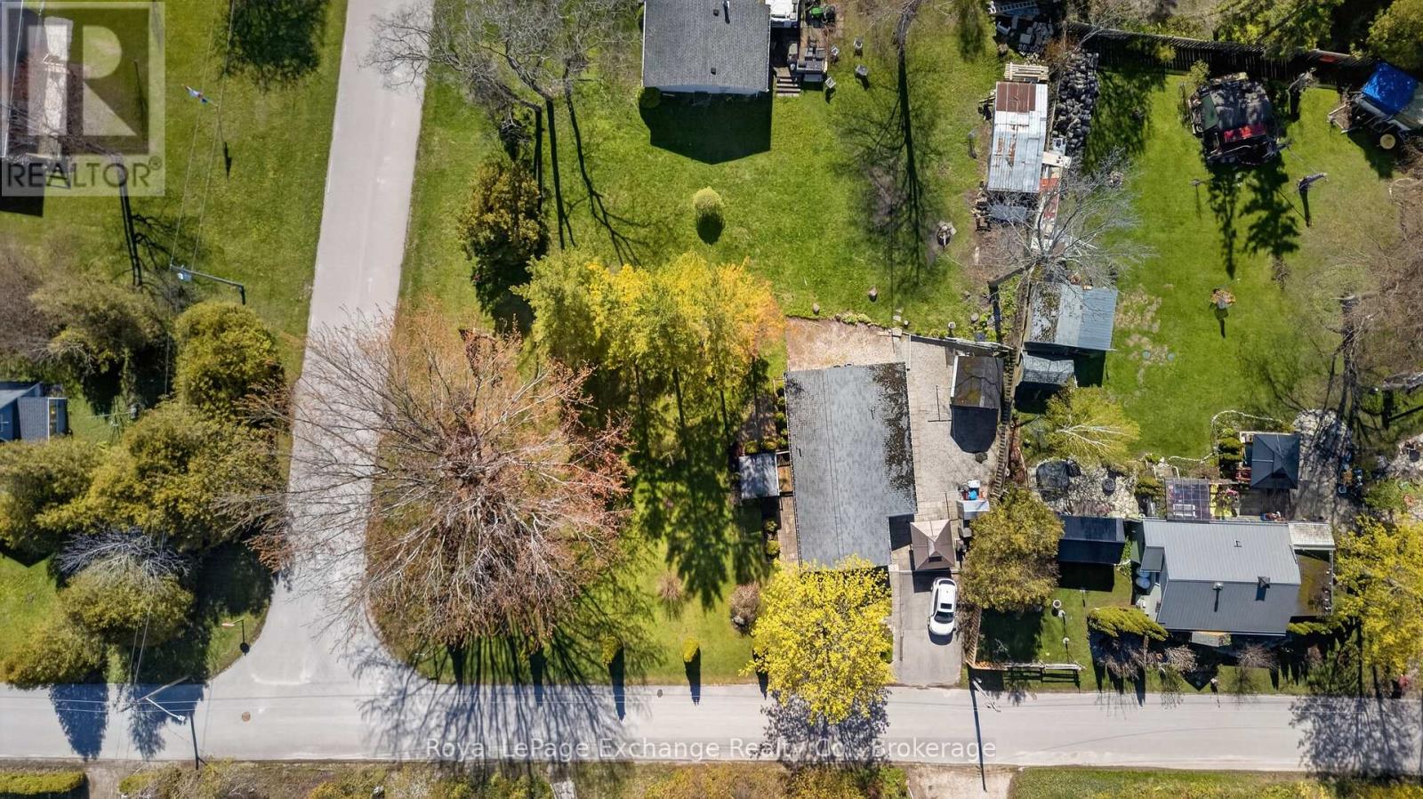 404 BROWNS LANE - 4