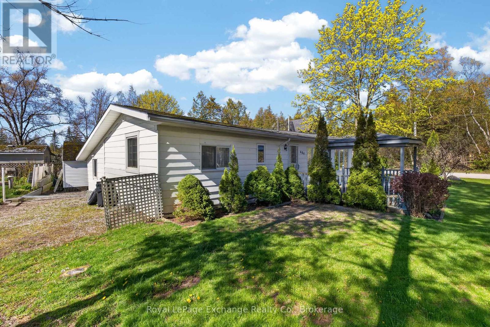 404 BROWNS LANE - 6