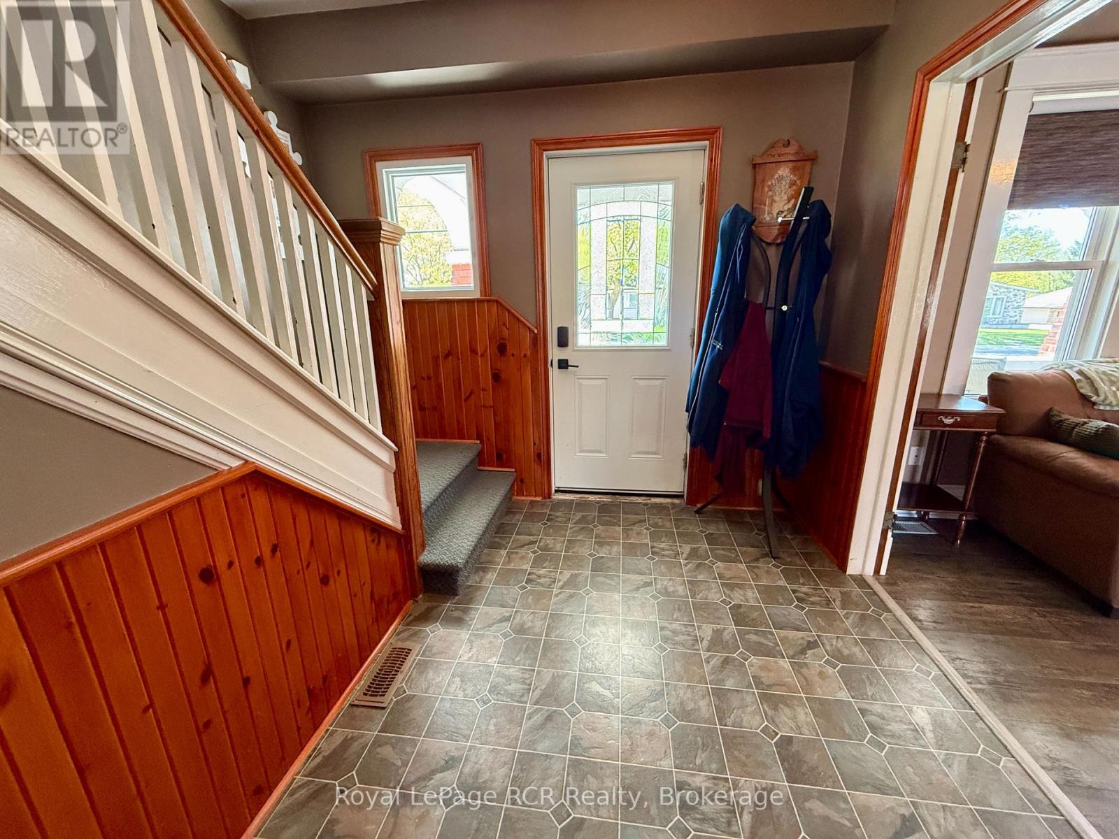 605 7TH AVENUE - 10