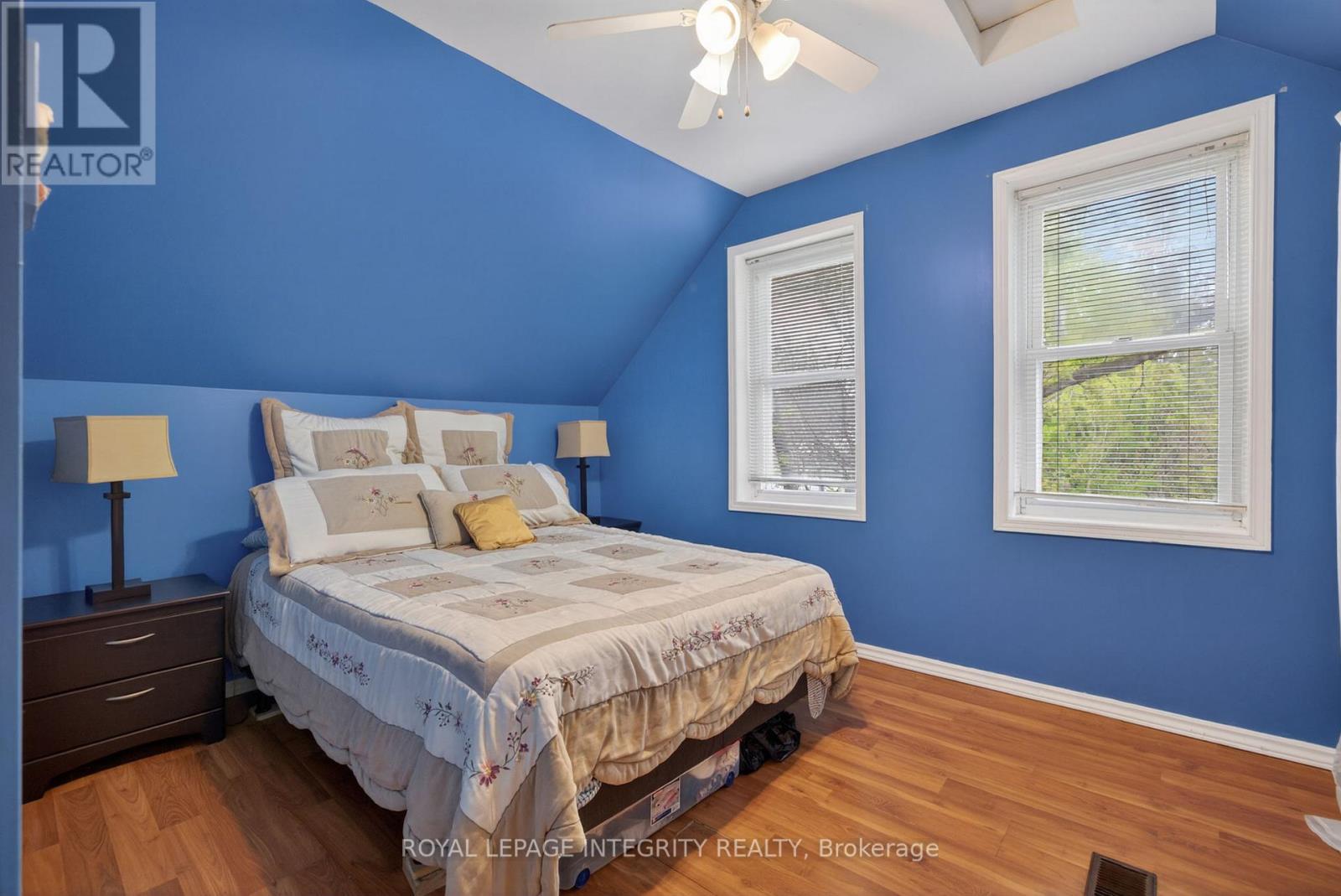 33 ROCHESTER STREET - 25