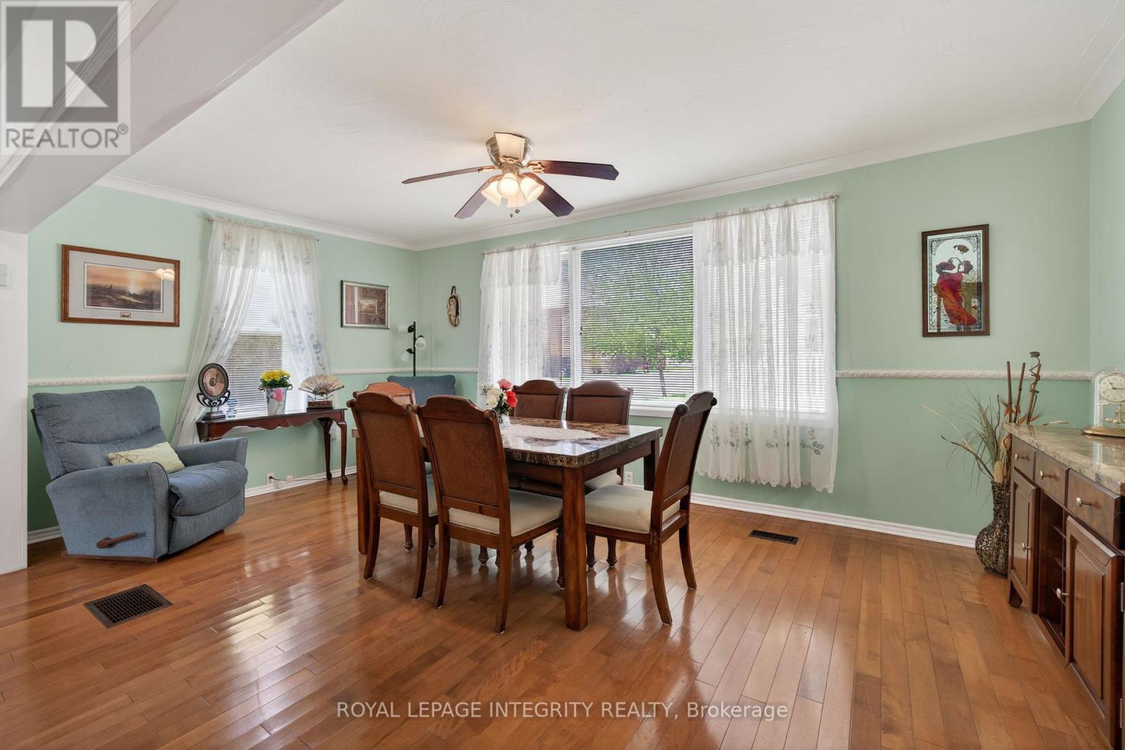 33 ROCHESTER STREET - 6