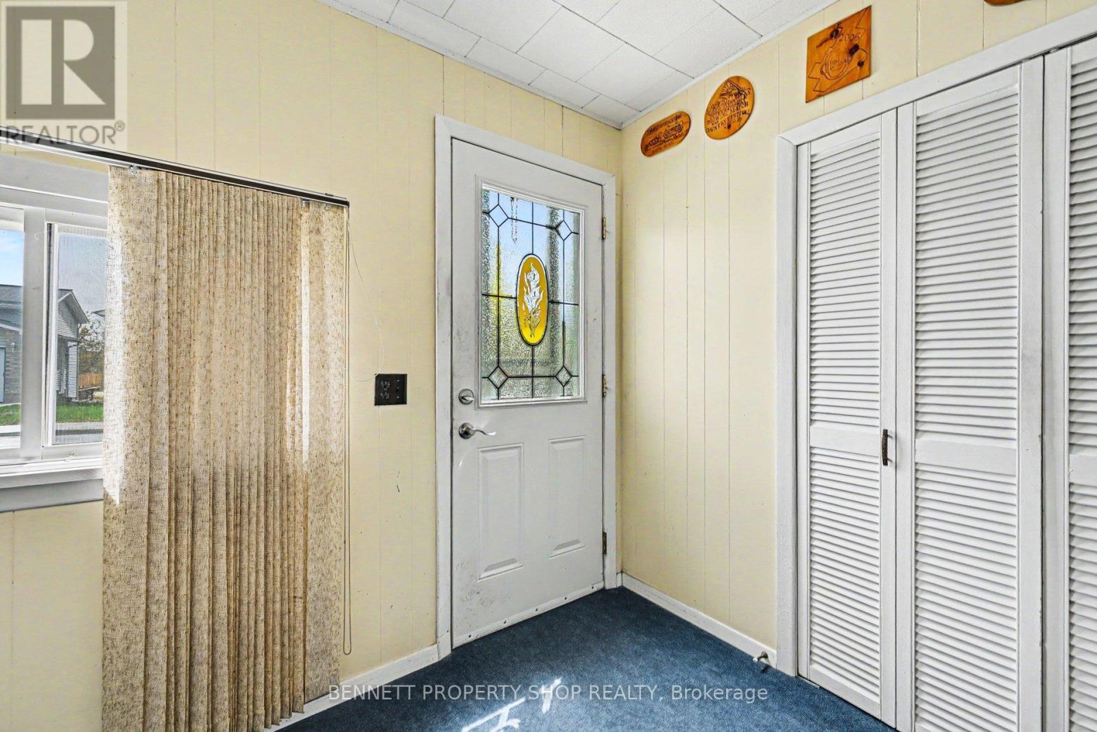 192 TESKEY STREET - 12