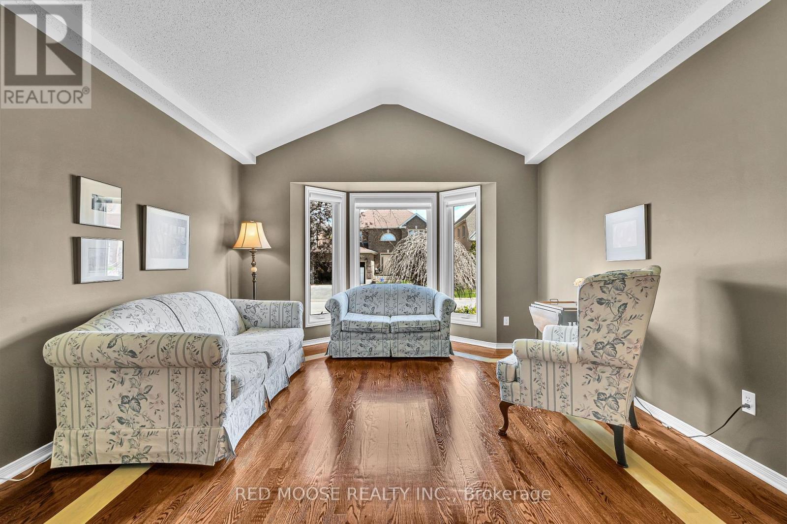 6192 RAVINE WAY - 8