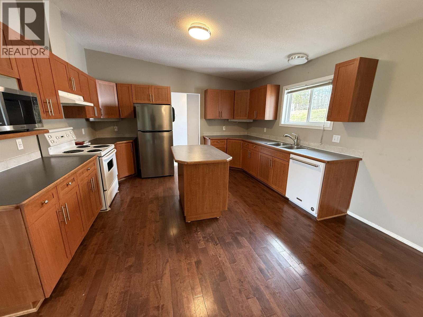 13048 HUNTERS LANE - 8