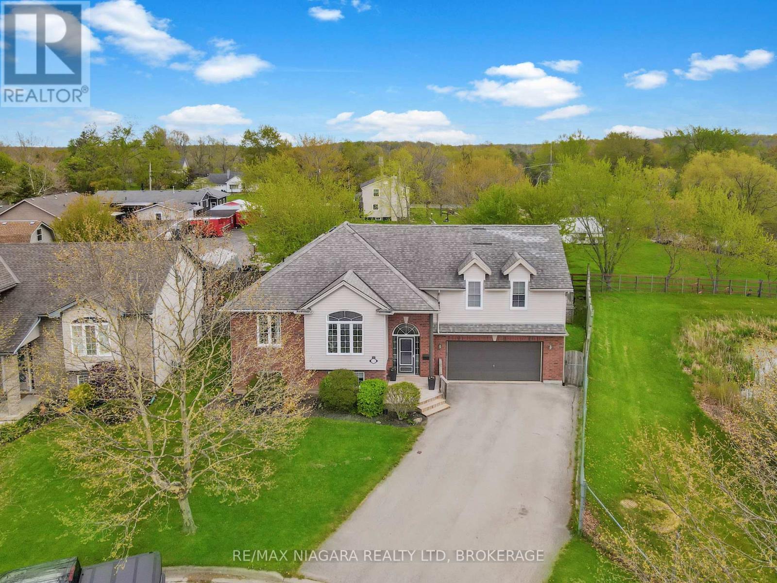 3561 CARVER STREET - 35