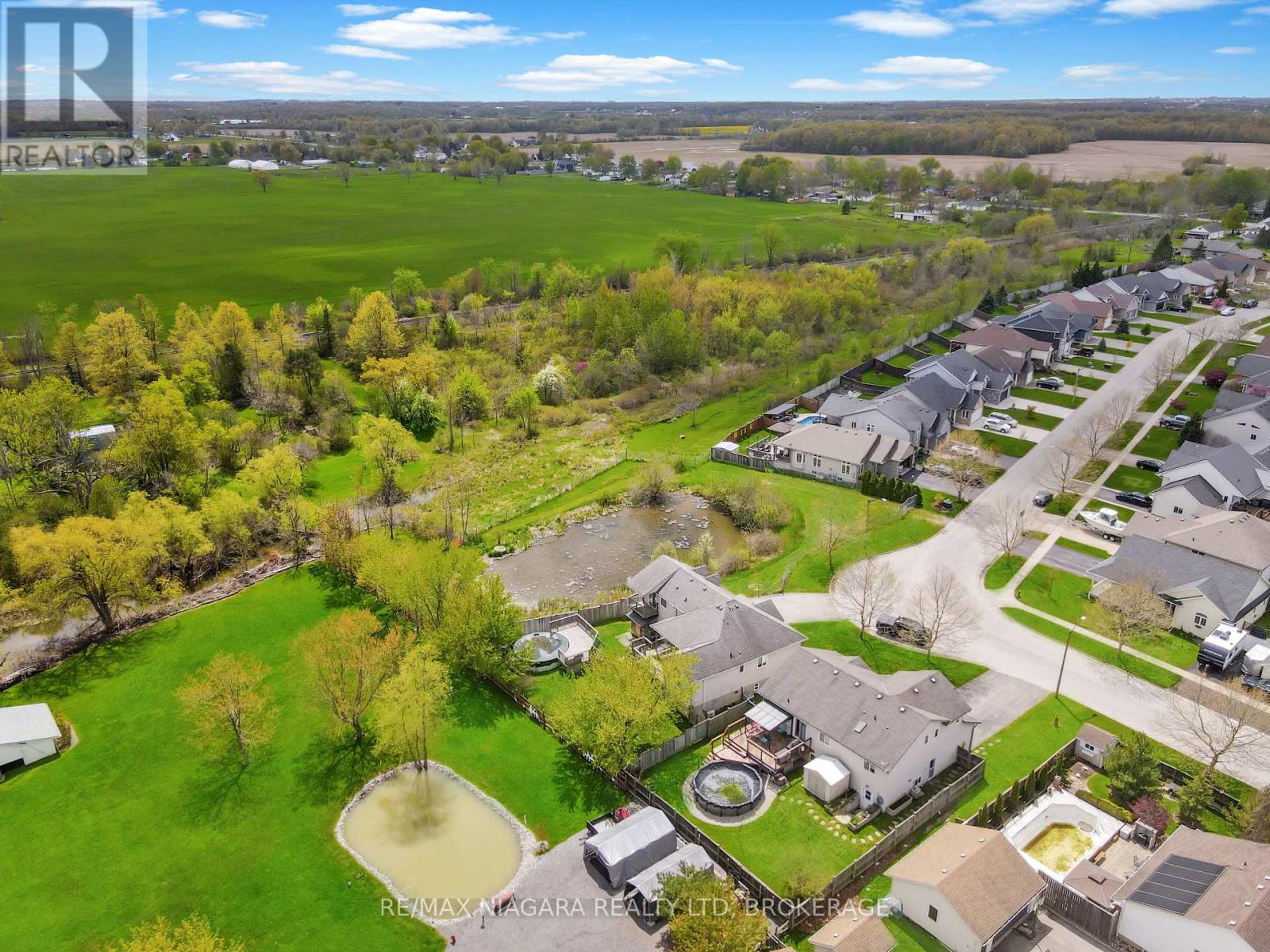 3561 CARVER STREET - 37