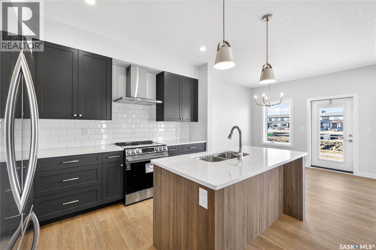 #2 830 Brighton BOULEVARD - 6