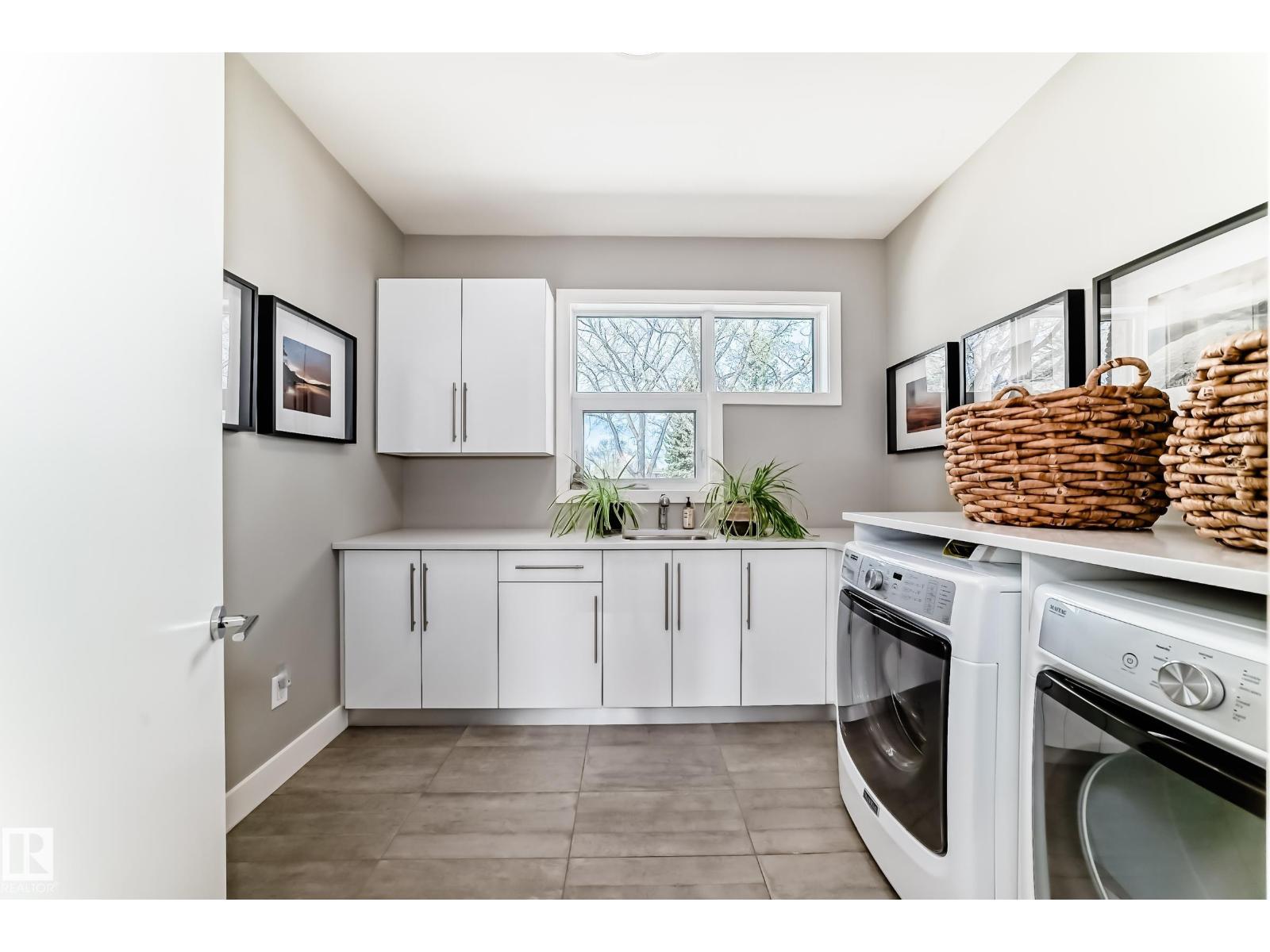 9235 148 ST NW, Edmonton