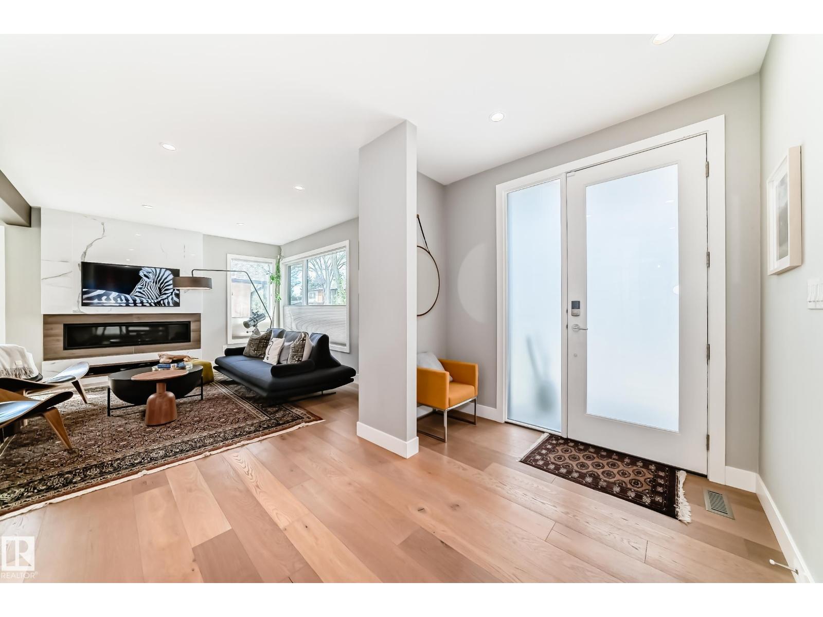 9235 148 ST NW - 6