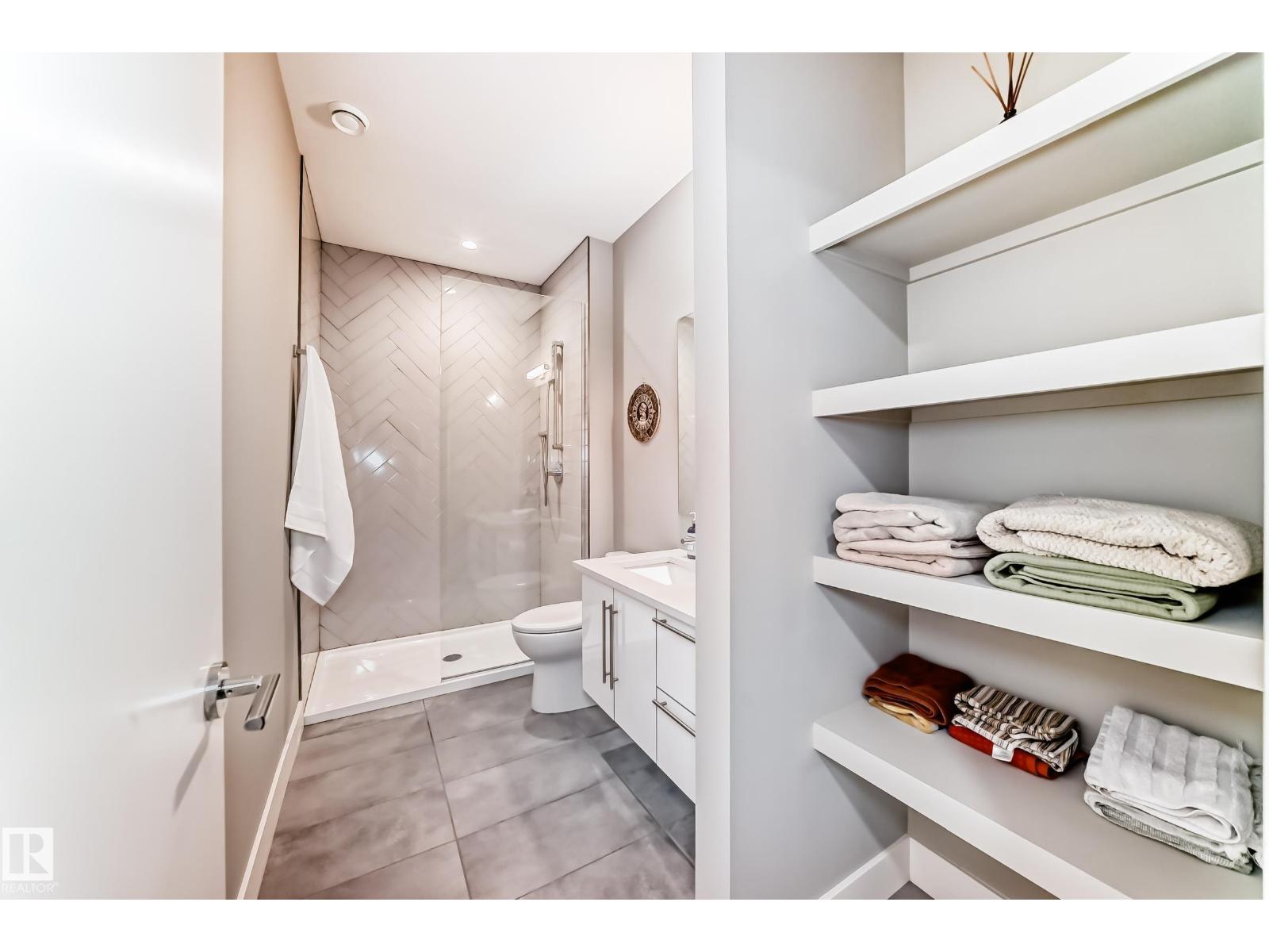 9235 148 ST NW, Edmonton