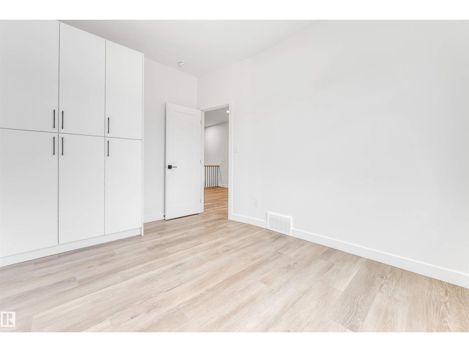 228 24 ST SW - 39