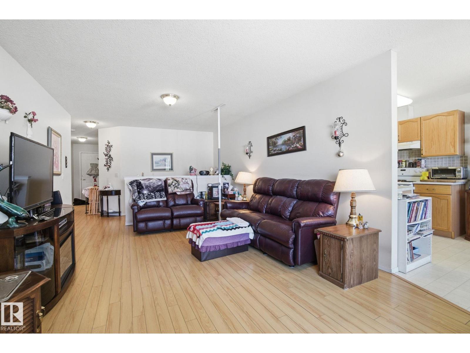#56 13320 124 ST NW - 11