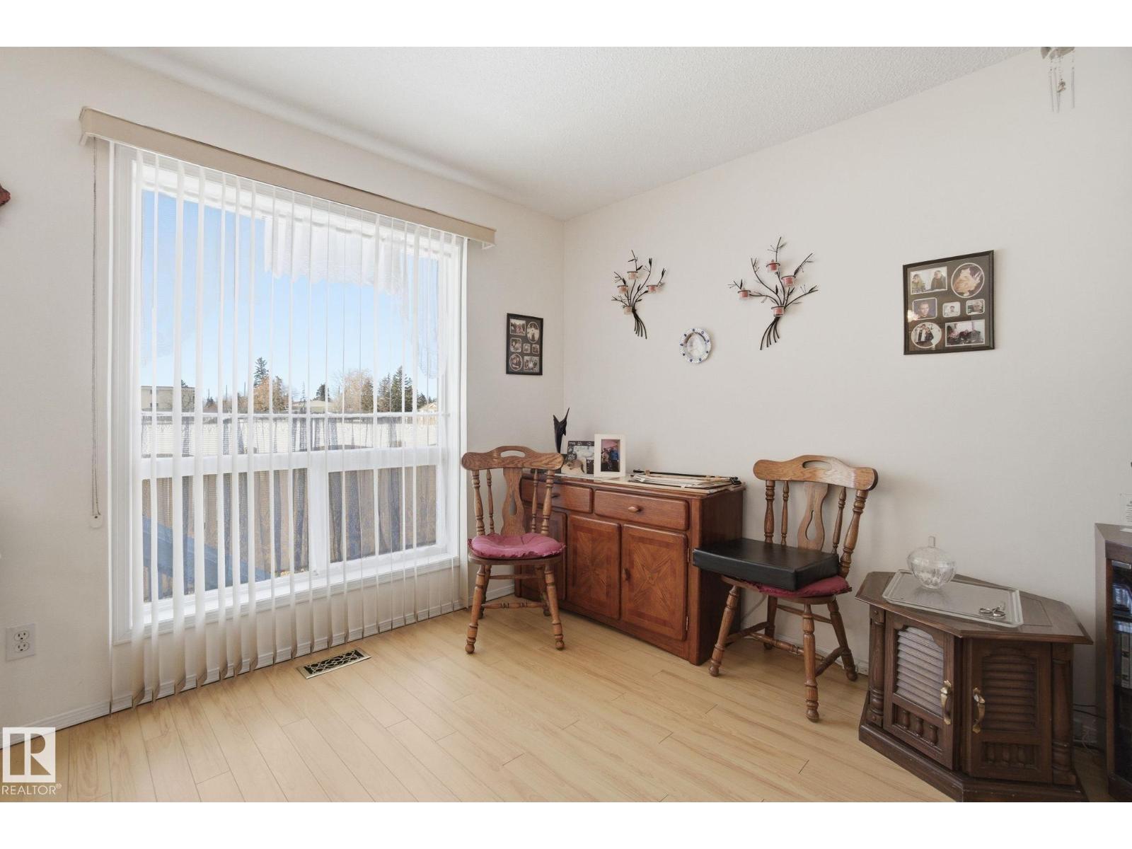 #56 13320 124 ST NW - 12