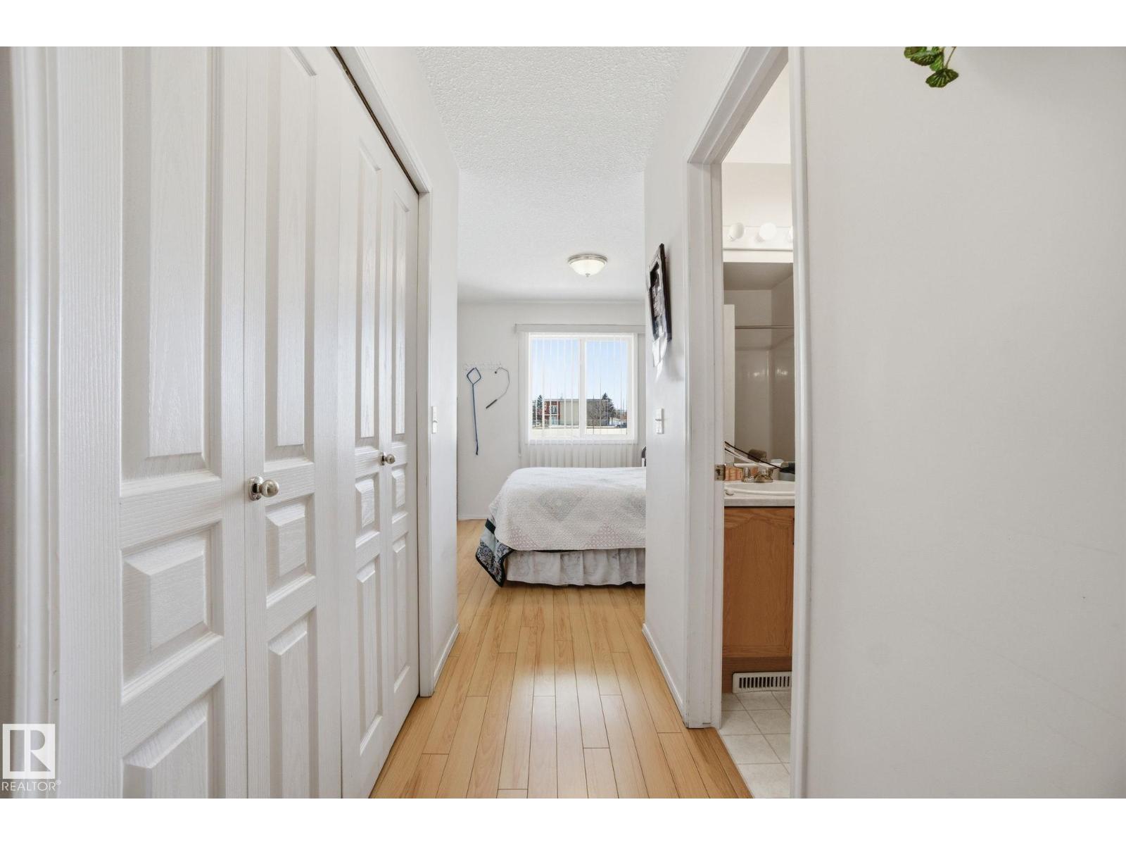 #56 13320 124 ST NW - 22
