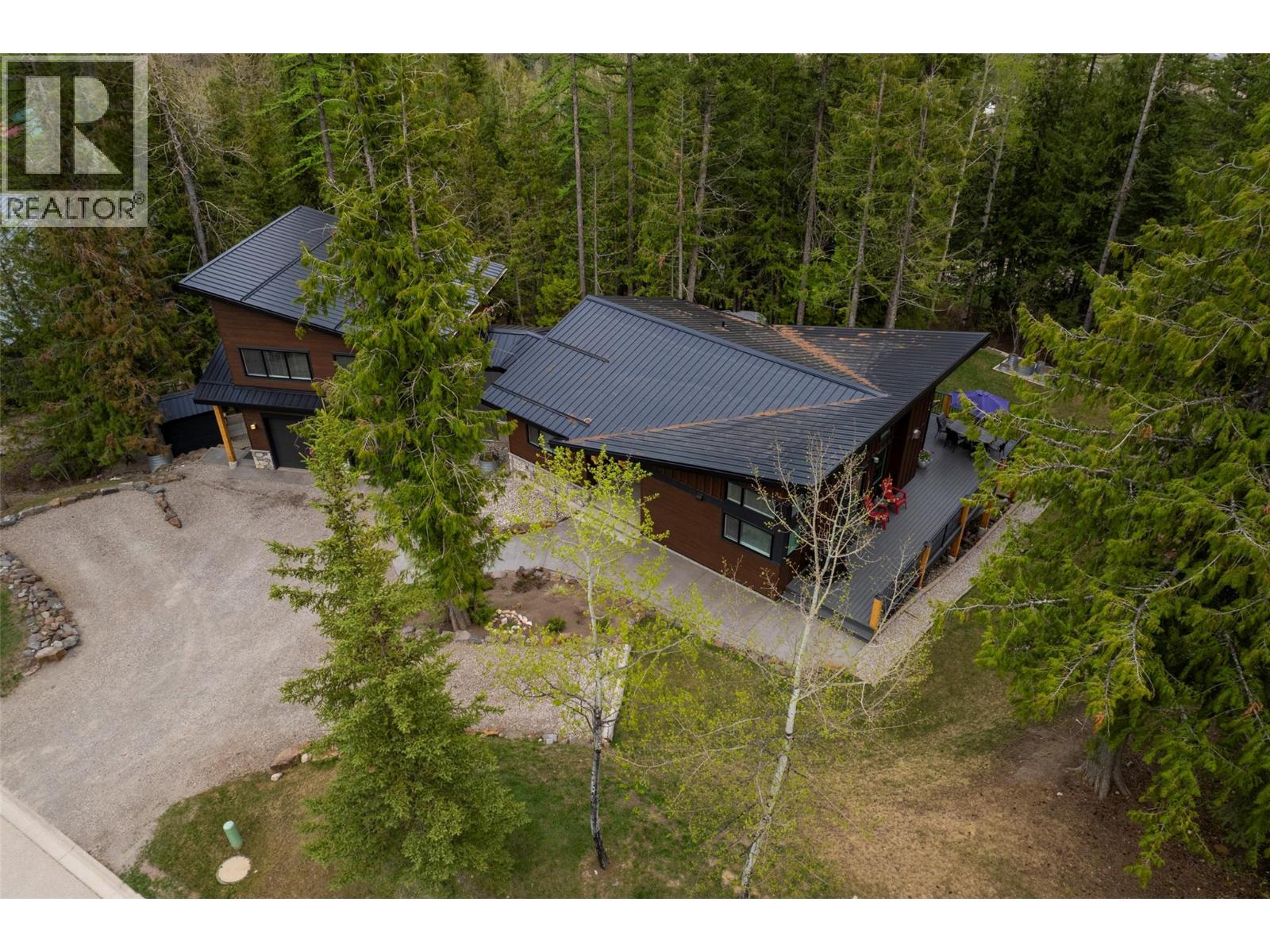 9 Lodge Trail Lane, Fernie