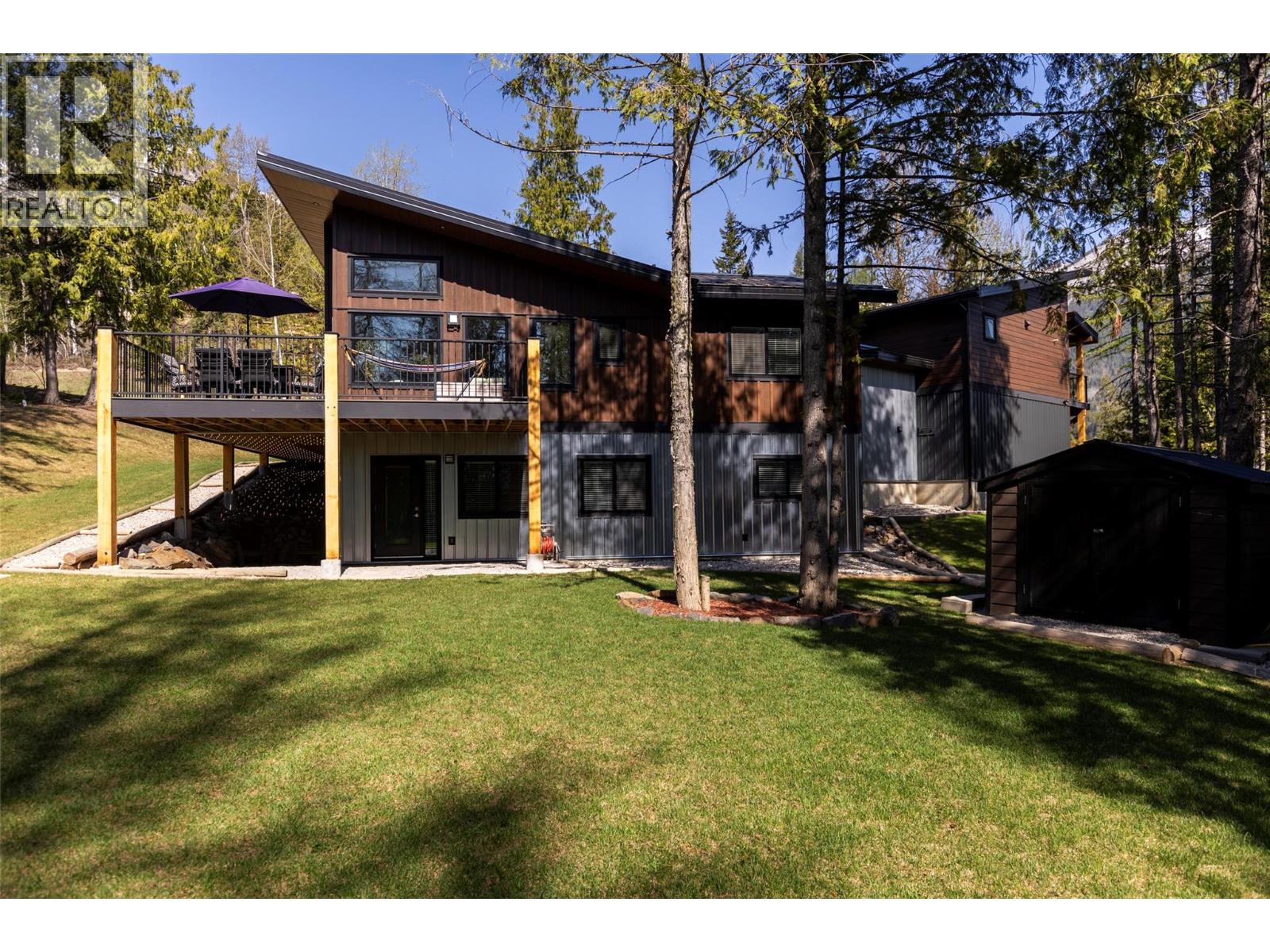 9 Lodge Trail Lane, Fernie
