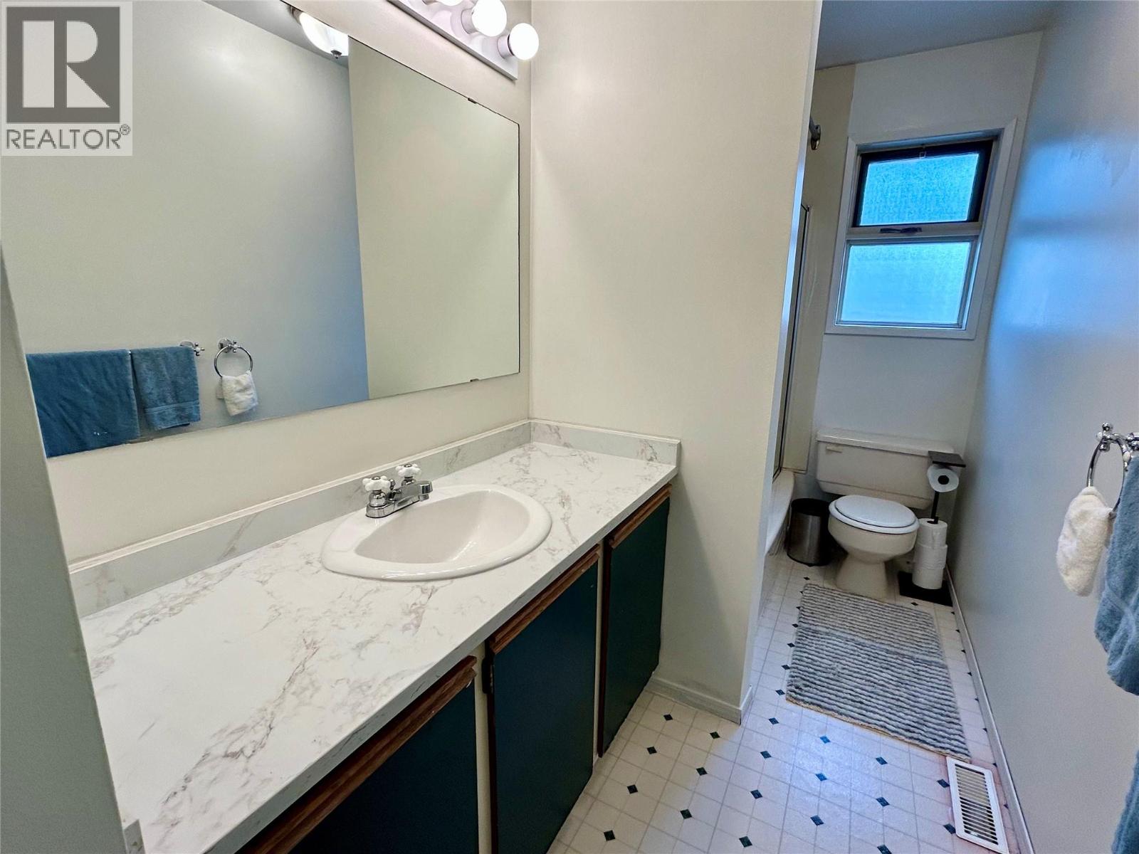 183 Fellers Avenue - 9