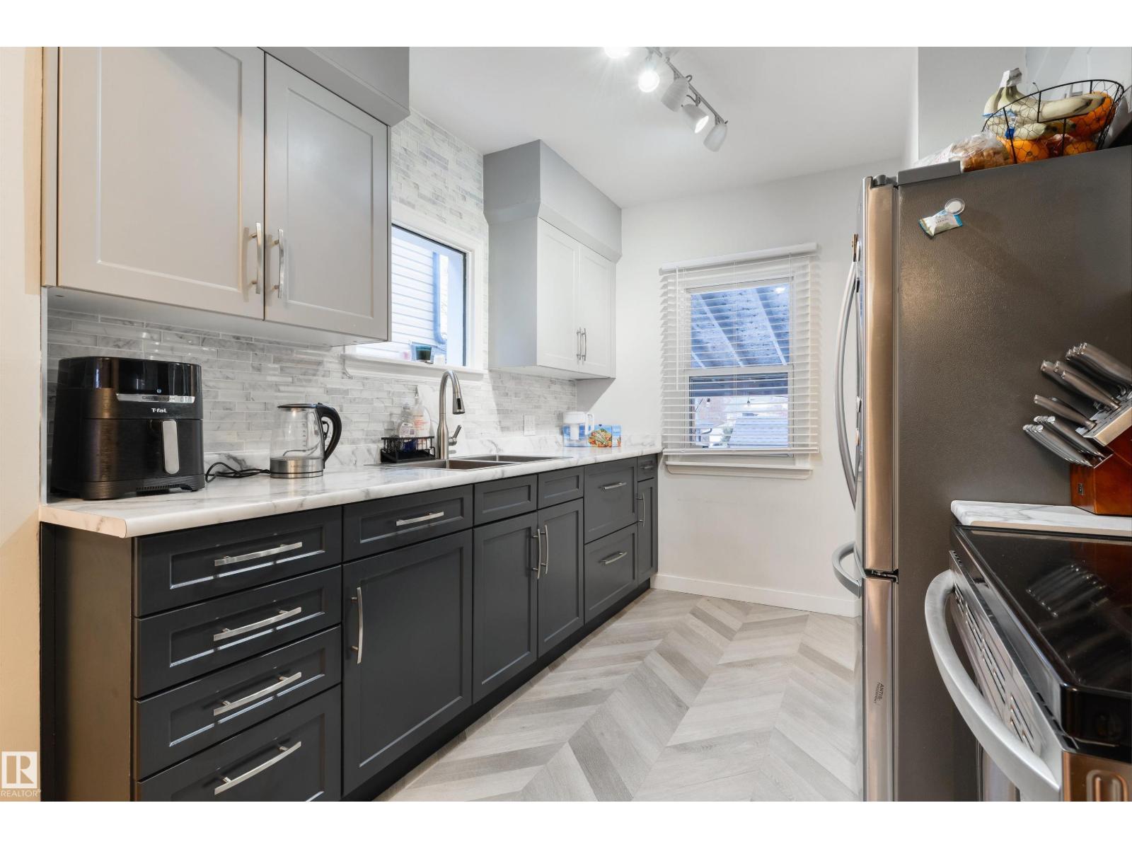11208 66 ST NW - 9