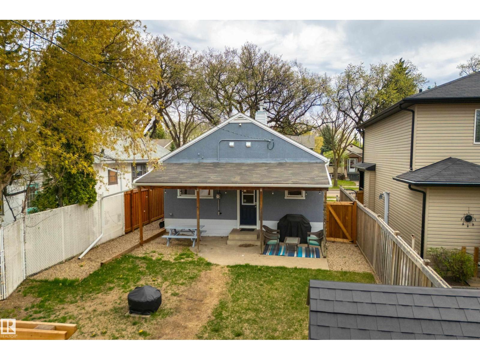 11208 66 ST NW - 39