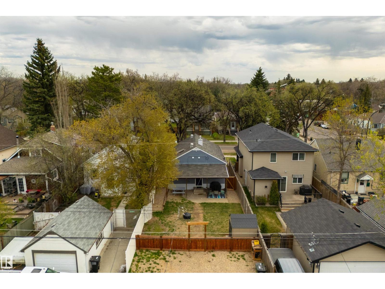 11208 66 ST NW - 42