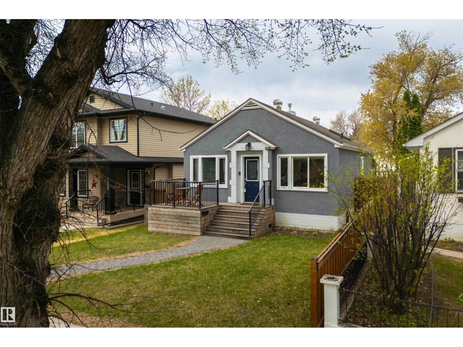 11208 66 ST NW - 36