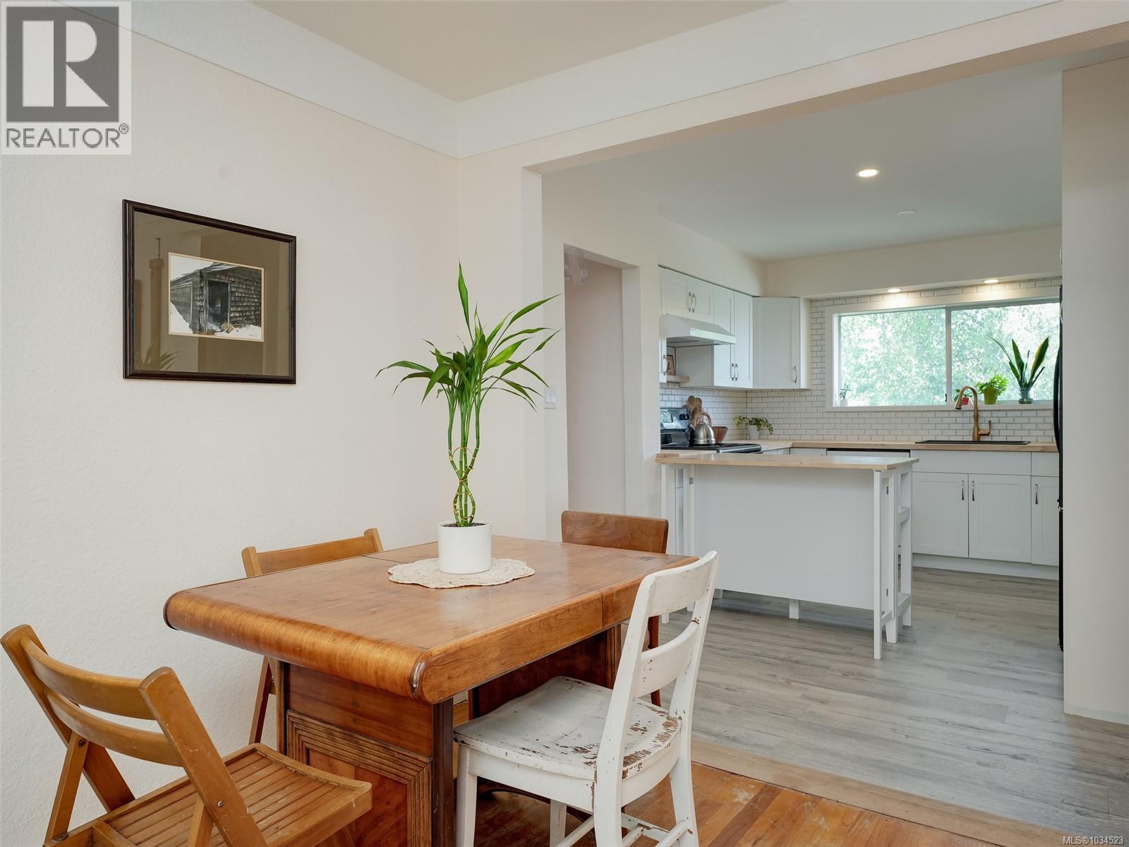 960 Selkirk Ave - 6