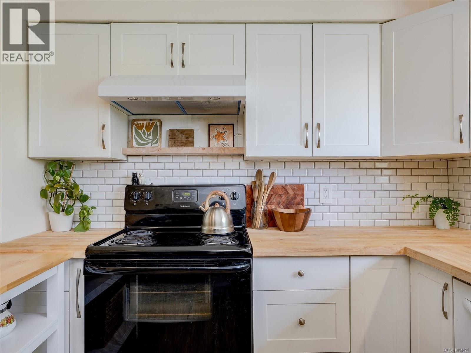 960 Selkirk Ave - 8