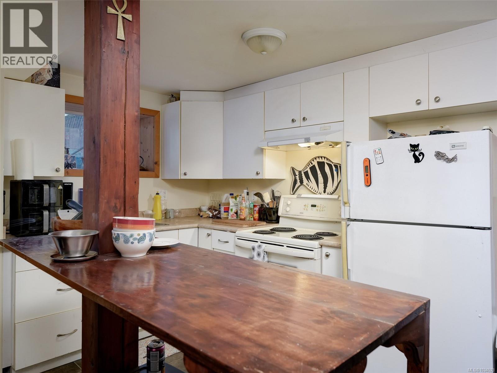 960 Selkirk Ave - 15