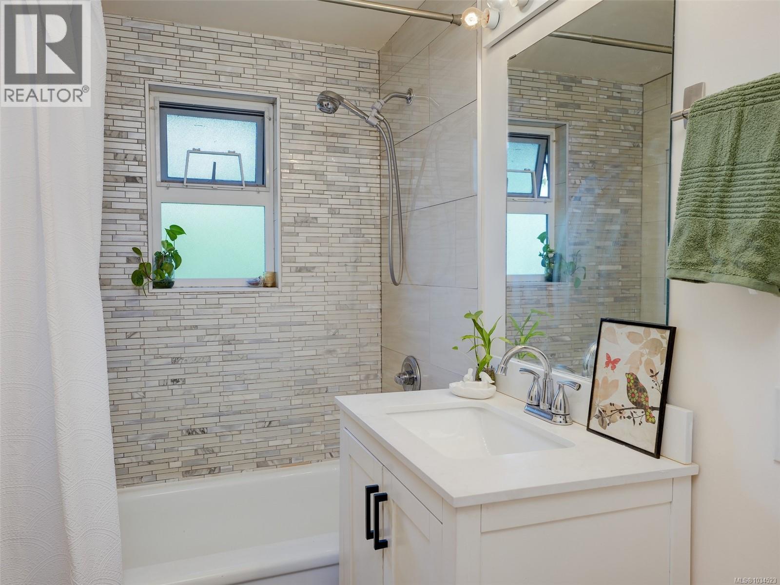 960 Selkirk Ave - 14